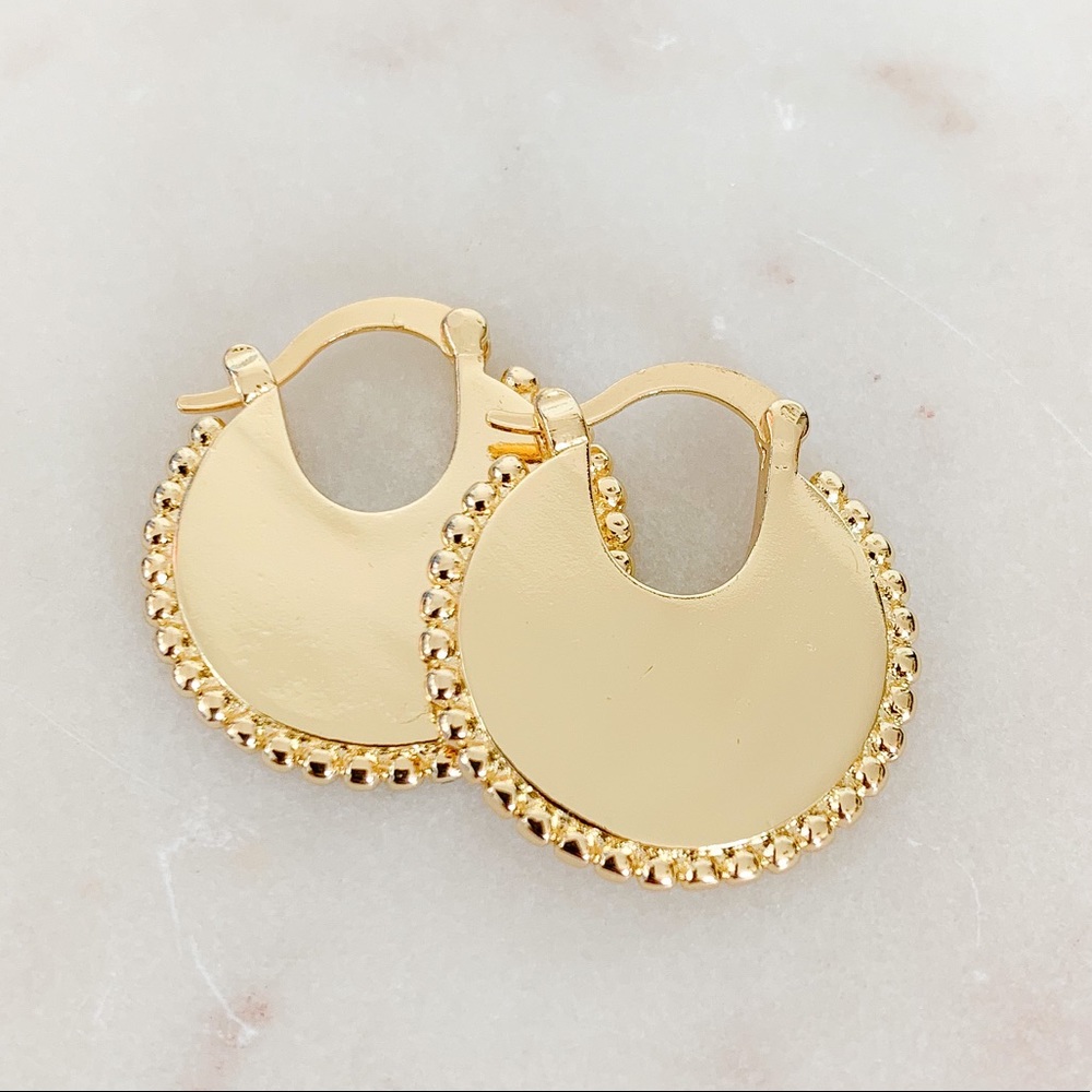 Small Statement Fan Earrings | 24k Gold Plated